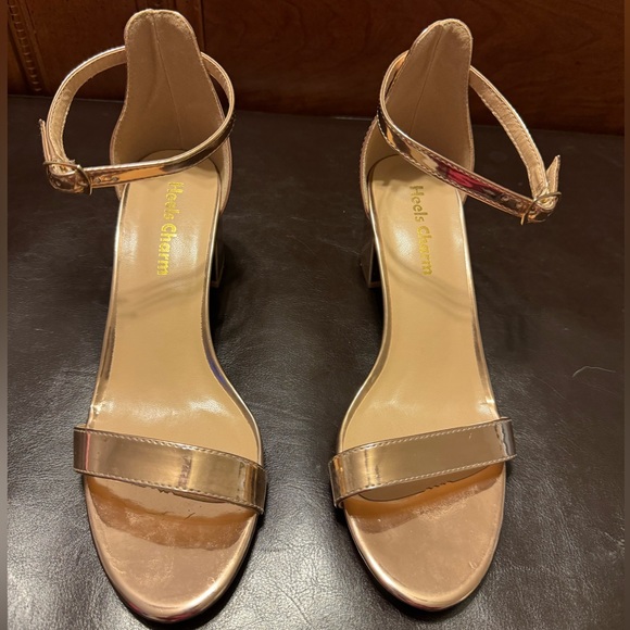 Heels Charm strappy shoe with chunky block heel - Picture 4 of 4